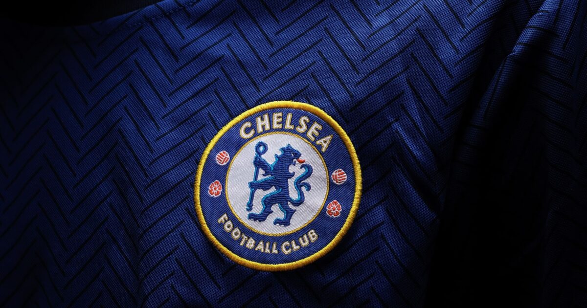 Colapso no fecho de mercado: Mónaco cancela venda de Lamine Camara e Chelsea fica sem substituto para Enzo Fernández