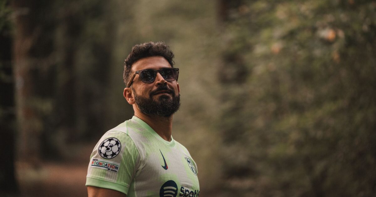 Carragher ataca Bruno Fernandes após 1-4: «Mata a equipa»