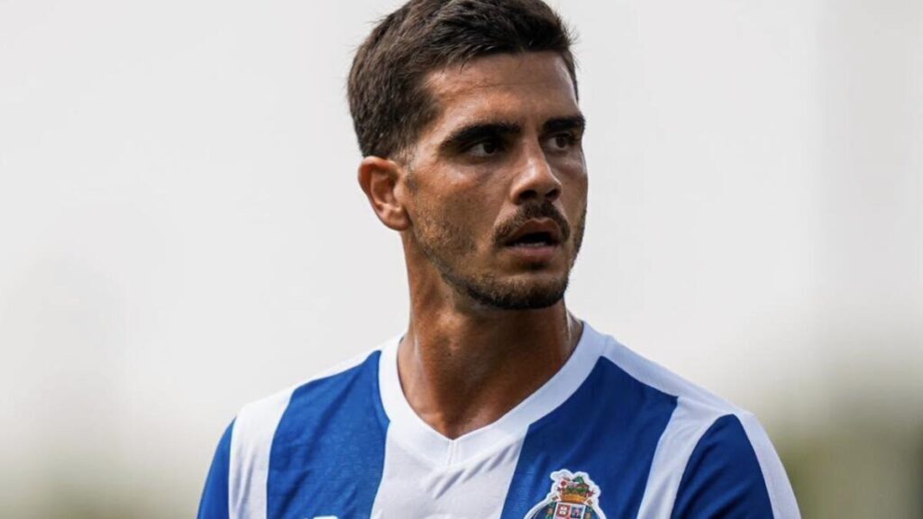 André Silva — grande plano jogo treino