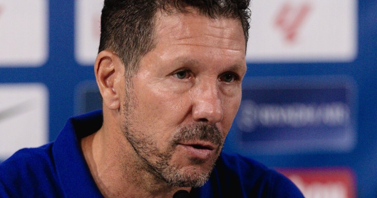 Simeone após o 1-1 com Estugarda: cartão vermelho foi «justo»