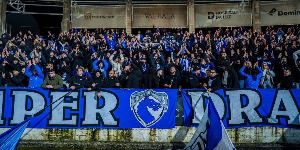 FC Porto — adeptos Super Dragões