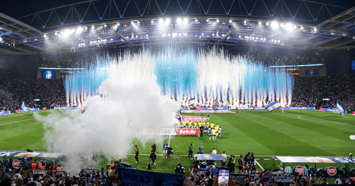 FC Porto sem golos em casa na Champions iguala 2004/05