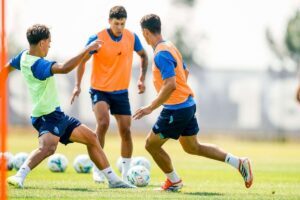 FC Porto — treino coletes Olival