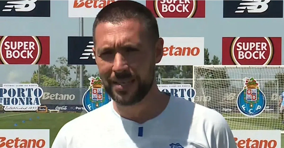 FC Porto: “Sou crítico comigo mesmo”, assume Farioli