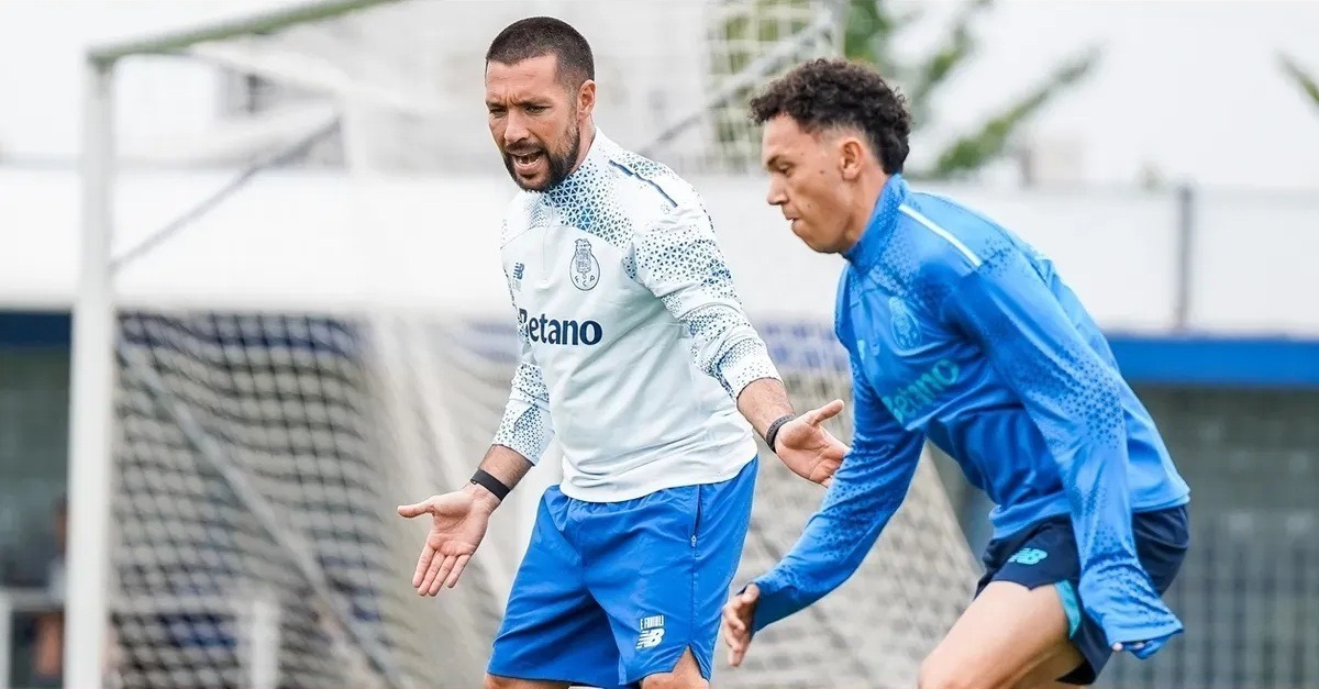 FC Porto: Farioli vê equipa perto do «ponto ideal»