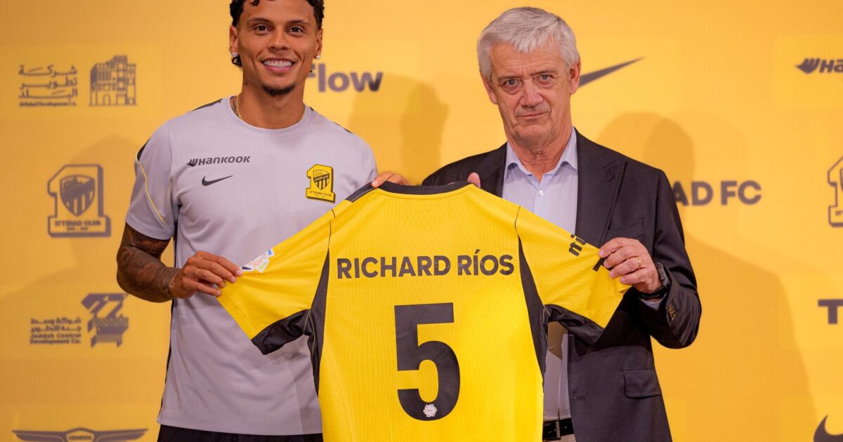 Richard Ríos rumou ao Al Ittihad por empréstimo após hesitação inicial