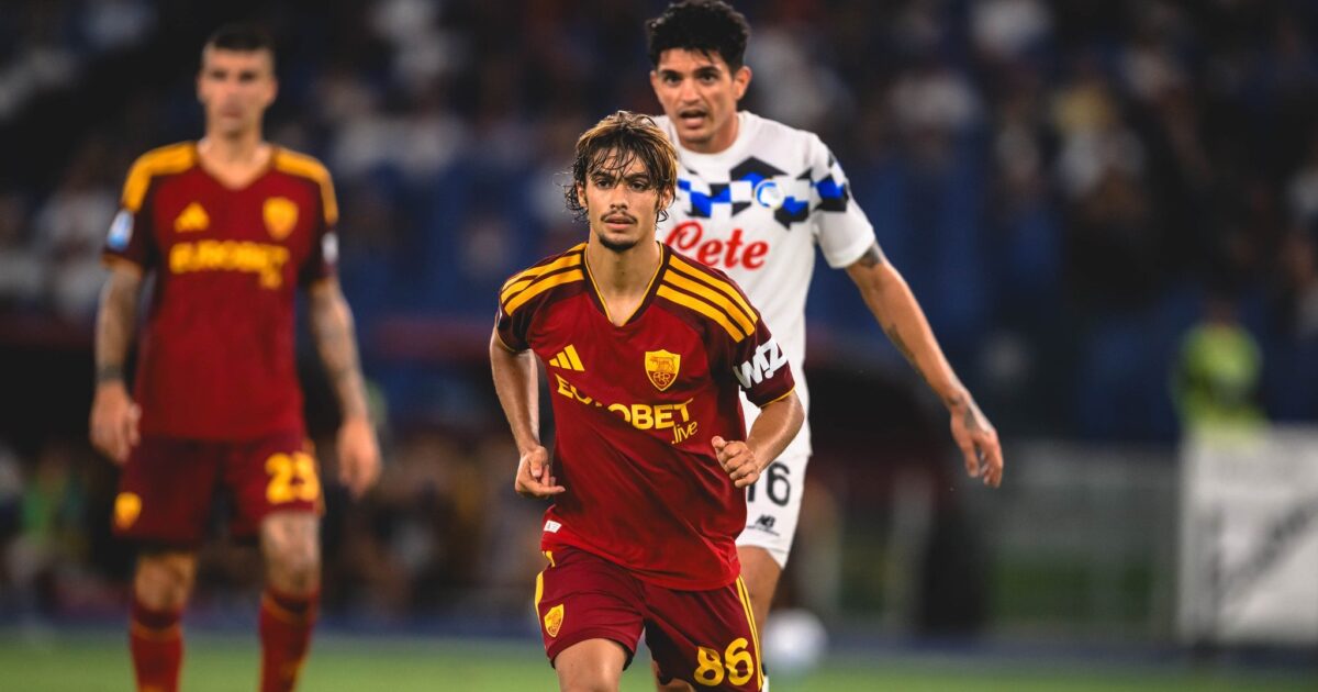 Rodrigo Mora decide aos 85′ e Roma bate Cagliari por 4-2