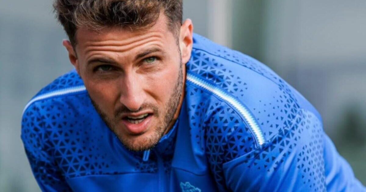 Pai de Santiago Giménez revela alívio pelo FC Porto: “Arriscava ficar seis meses sem jogar”